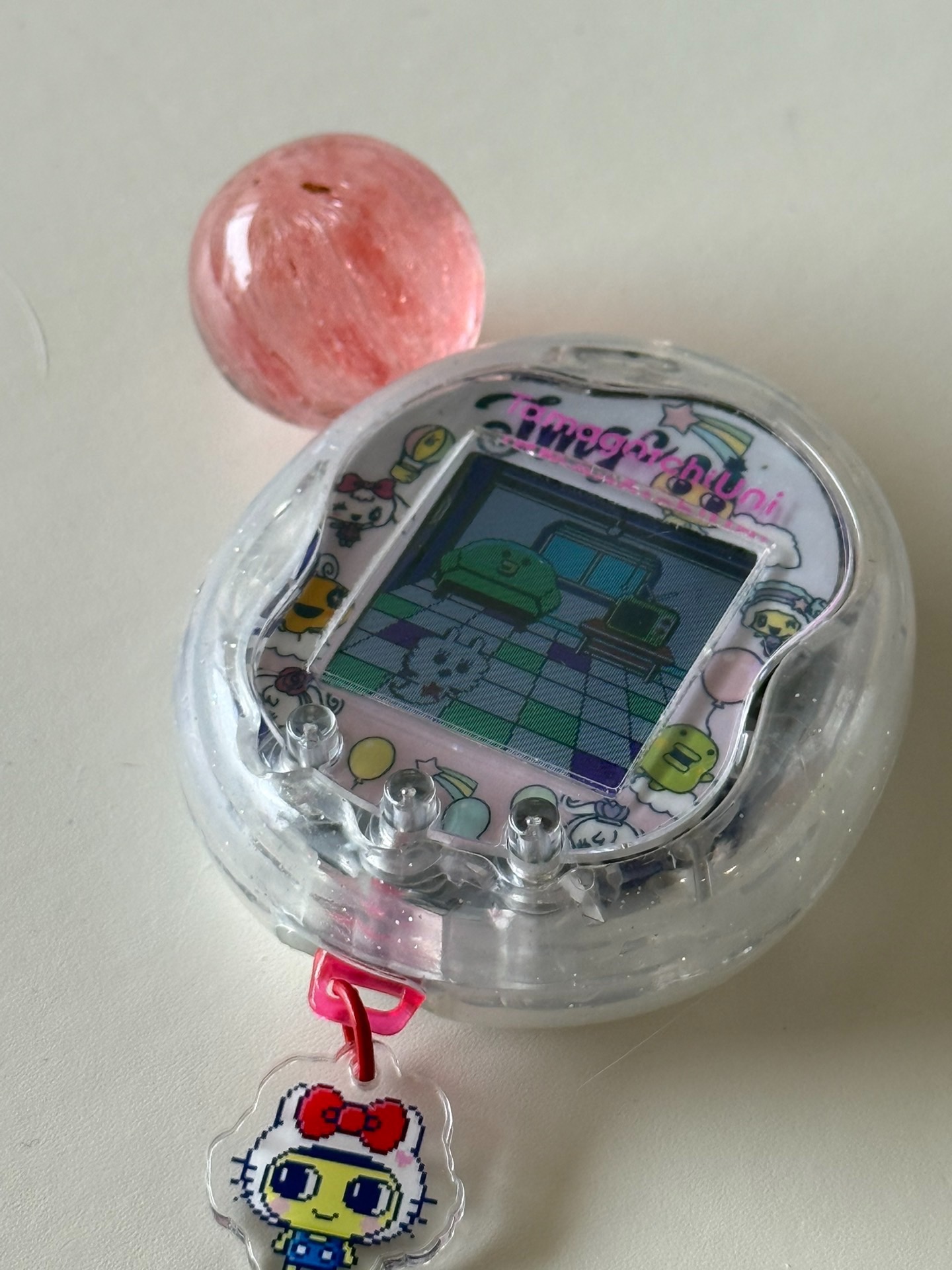 Neue Bandai Tamagotchi Uni Cle – Bandai Model Tamagotchi Bewertung und Preis